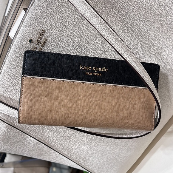 Kate Spade Morgan Colorblocked Slim Bifold Wallet Cafe Mocha 
NWT - Picture 16 of 16